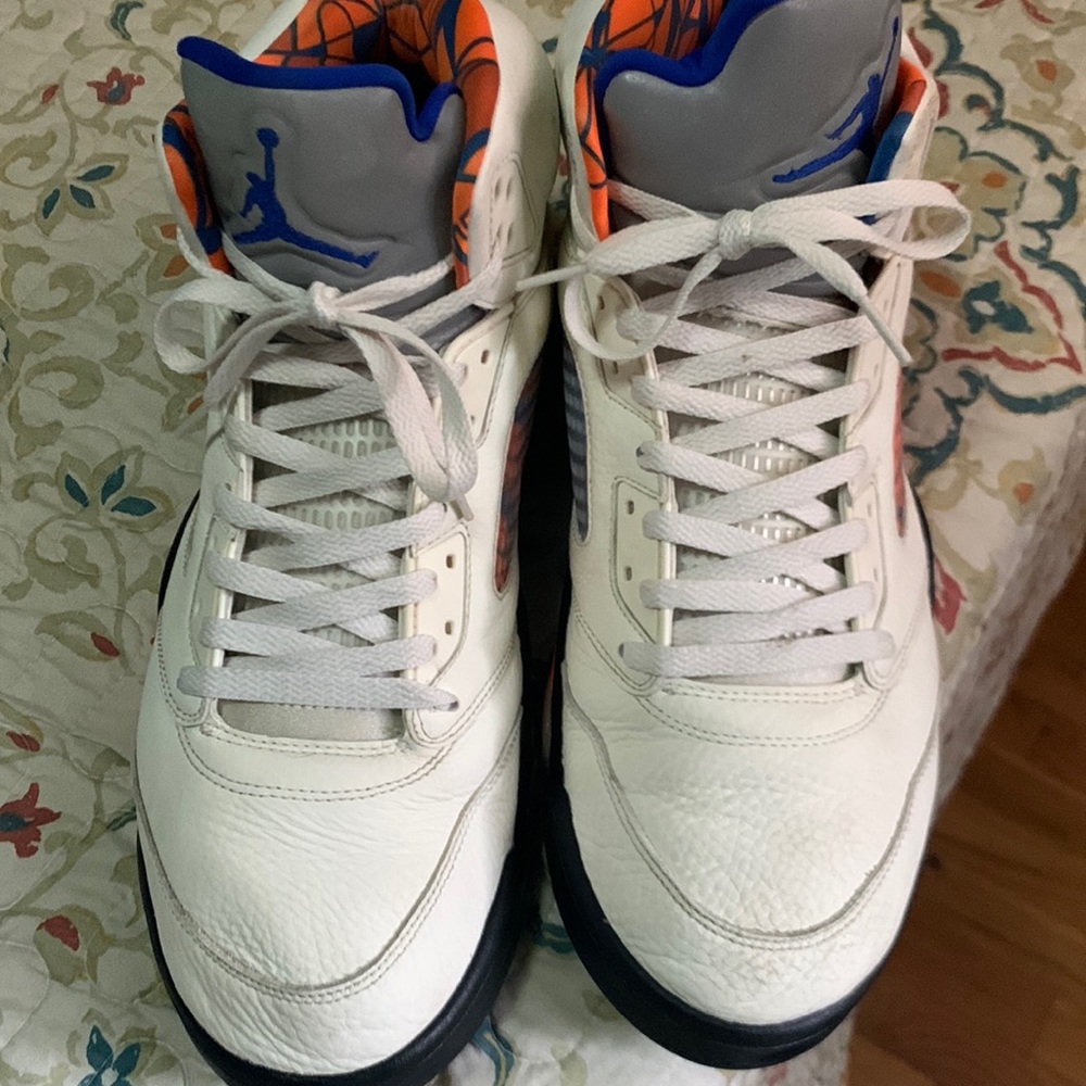 Air Jordan’s 5 international flight PREOWNED Size 14 men